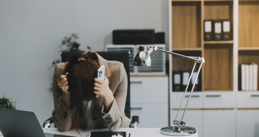 Comisión Nacional de Disciplina Judicial confirma sanción contra  abogado por obrar de mala fe